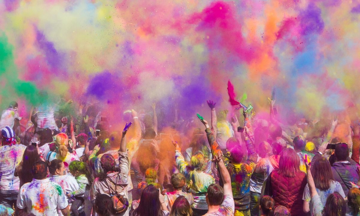 Holi Wishes and Quotes